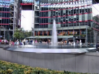 DIGITAL CAMERA
