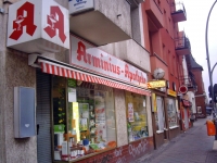 DIGITAL CAMERA