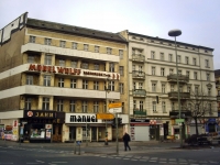 DIGITAL CAMERA