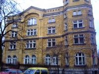 DIGITAL CAMERA