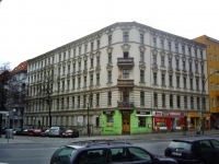 DIGITAL CAMERA